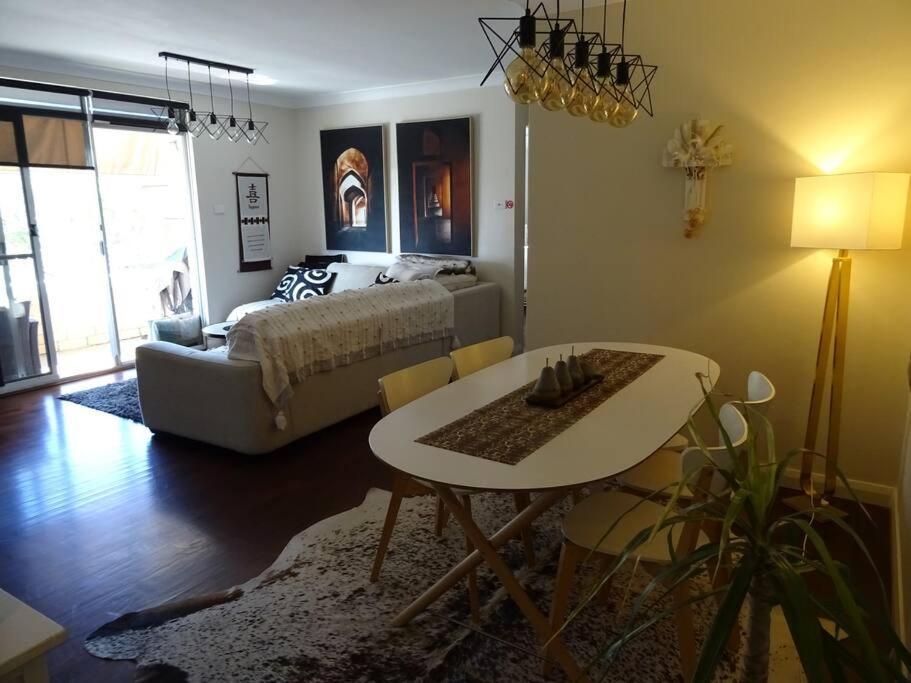 Sunny 2 Bed Restaurants Beach At Door Pets O.K Sydney Exterior foto